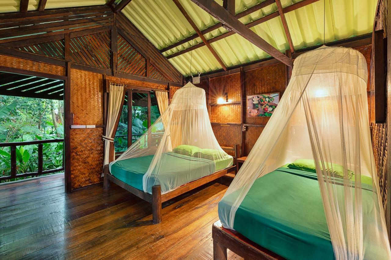 Khao Sok Riverside Cottages Khao Sok National Park 外观 照片
